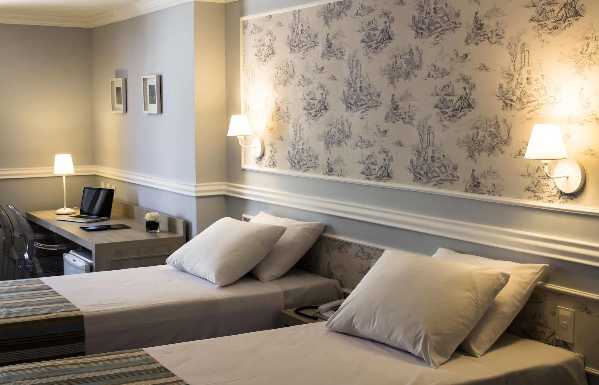 Hotel Saint Louis Pampulha ベロ・オリゾンテ エクステリア 写真